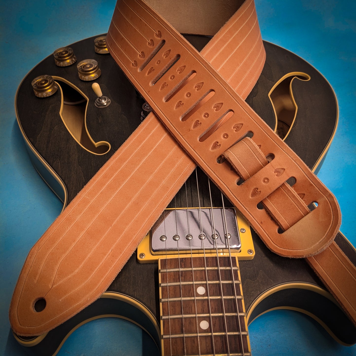 Pinstripe Leather Guitar Strap