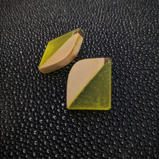 Poplar Yellow Square Stud Earrings