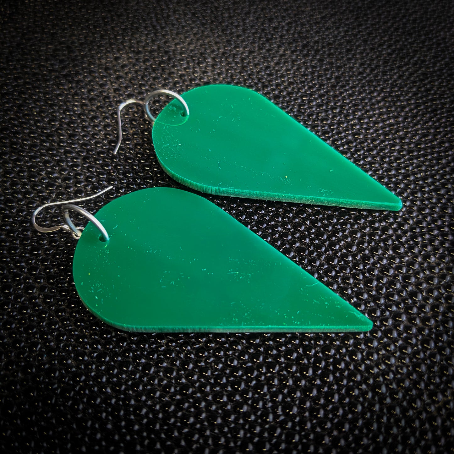 Green Rounded Point Dangle Earrings